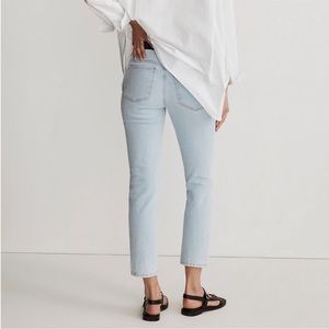 Madewell maternity over-the-belly perfect vintage jeans in delora wash. Size 27